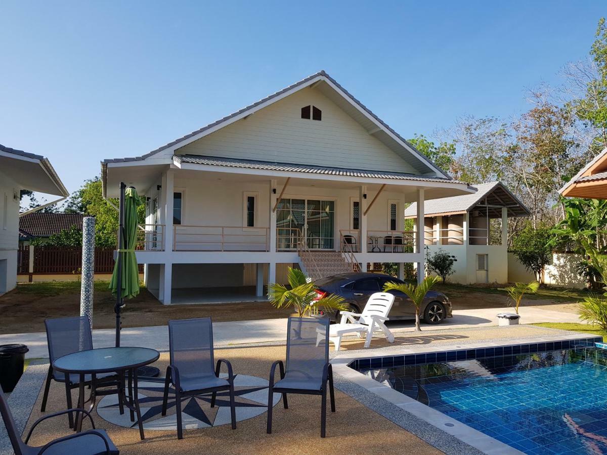Poolside Bungalows Khao Lak Exterior photo